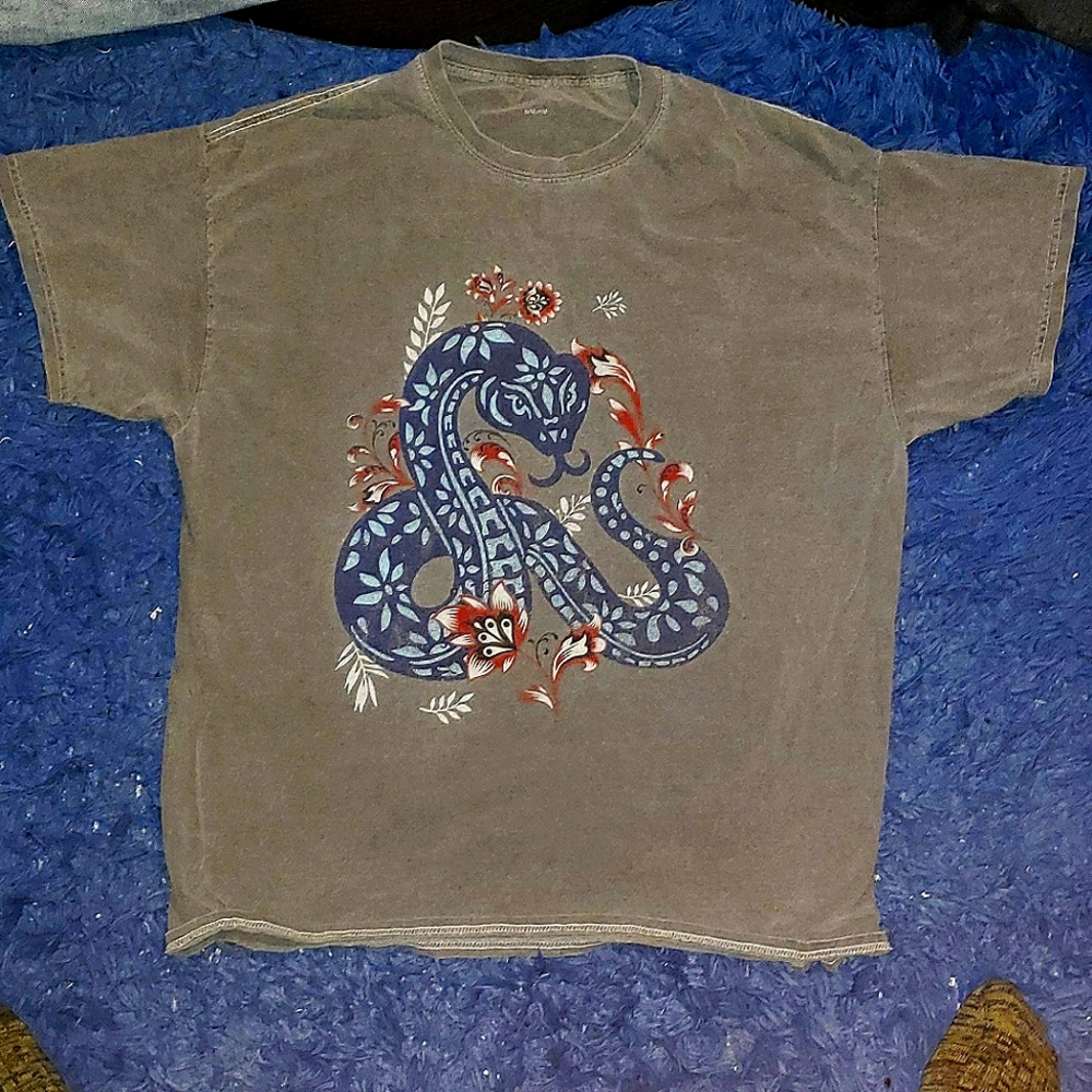 Urban outfitter shirt medium gray